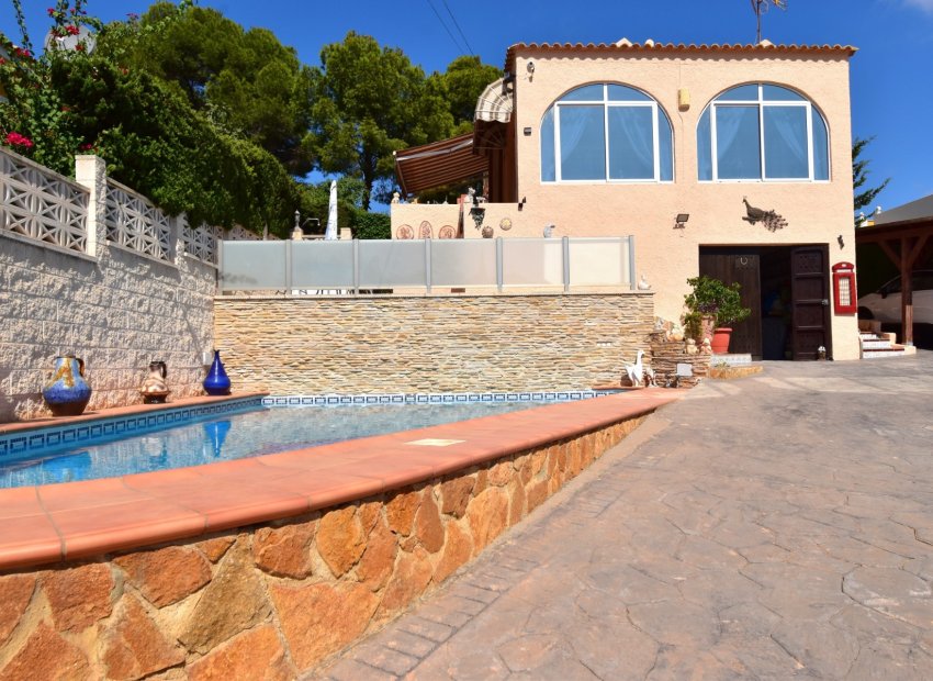 Resale - Villa (detached) - Orihuela Costa - Los Balcones