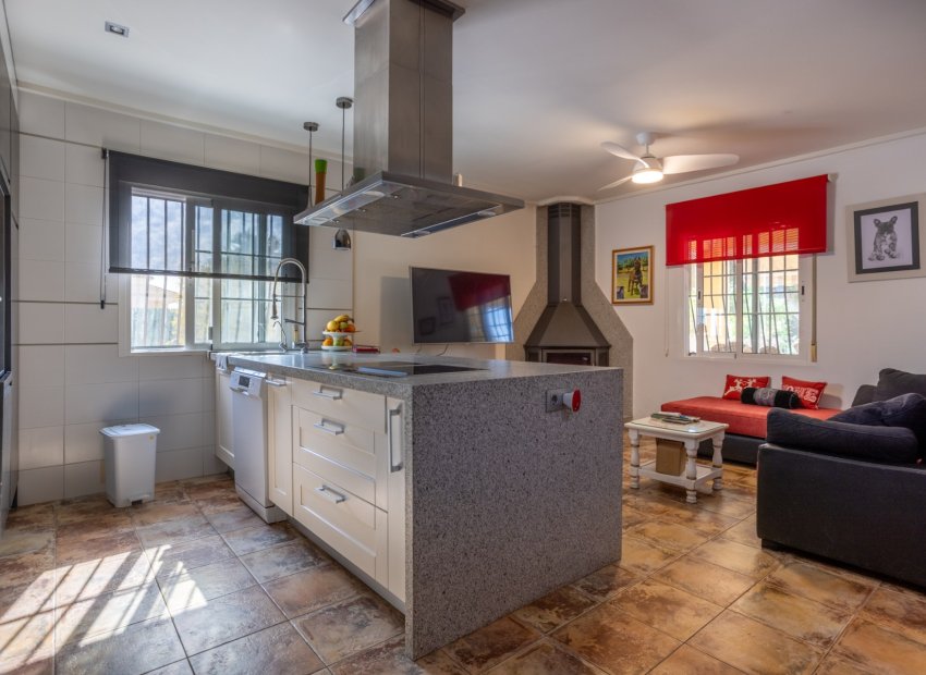 Resale - Villa - Elche - La Hoya