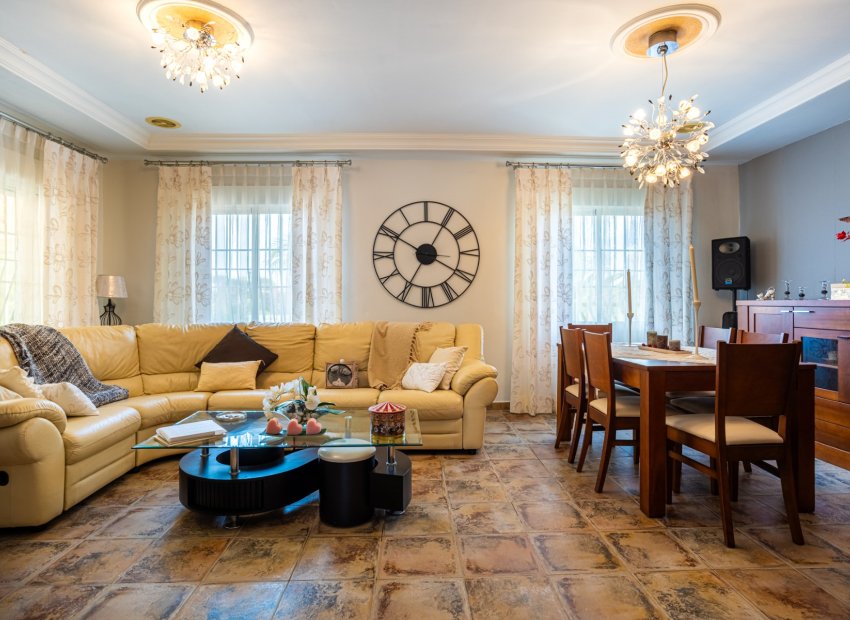 Resale - Villa - Elche - La Hoya