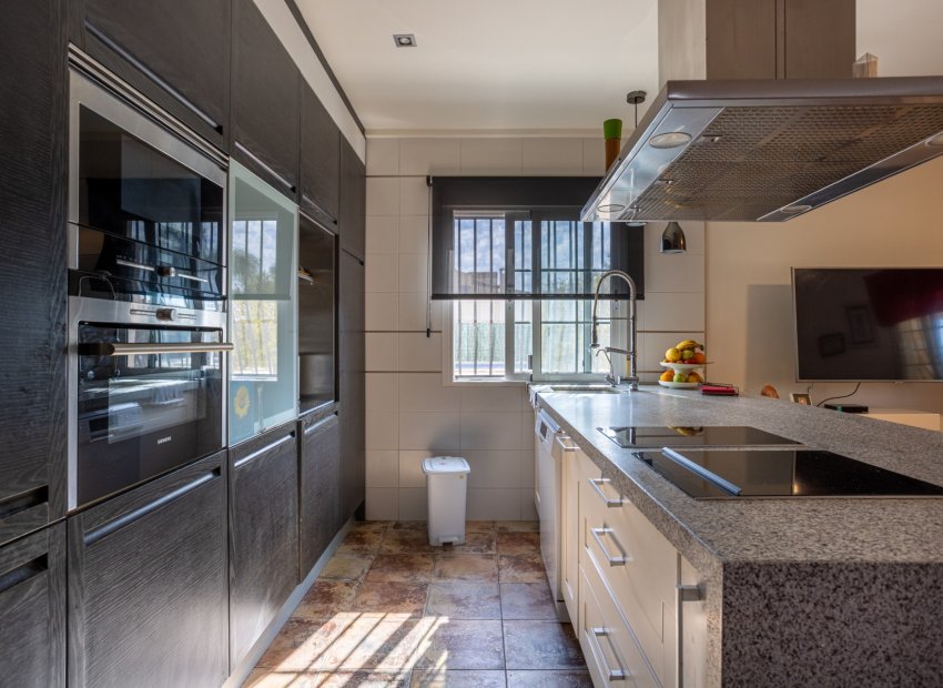 Resale - Villa - Elche - La Hoya