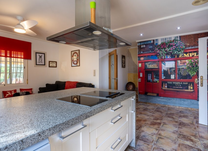 Resale - Villa - Elche - La Hoya