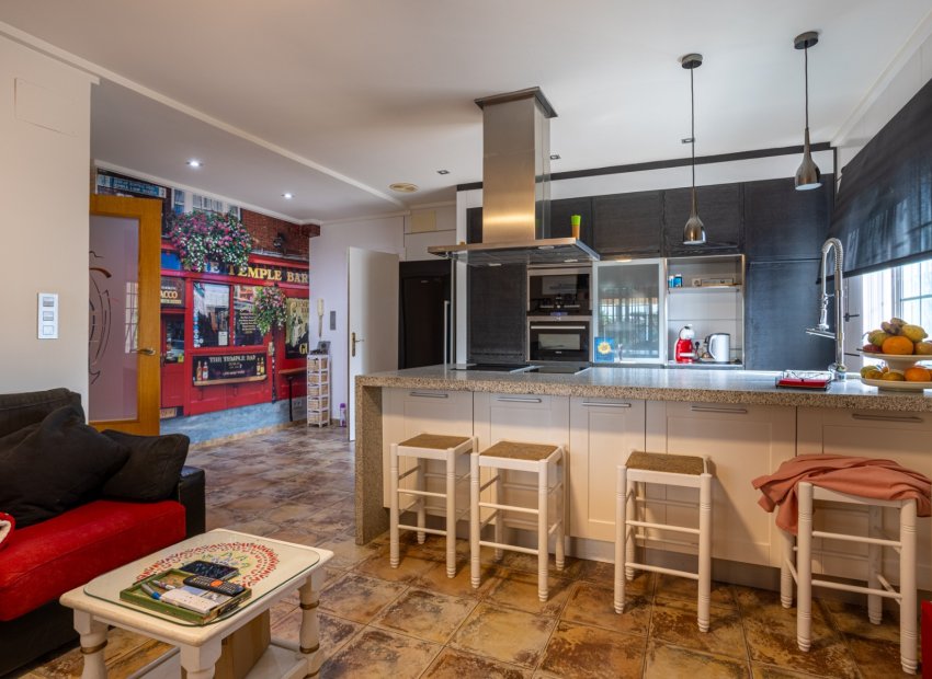 Resale - Villa - Elche - La Hoya