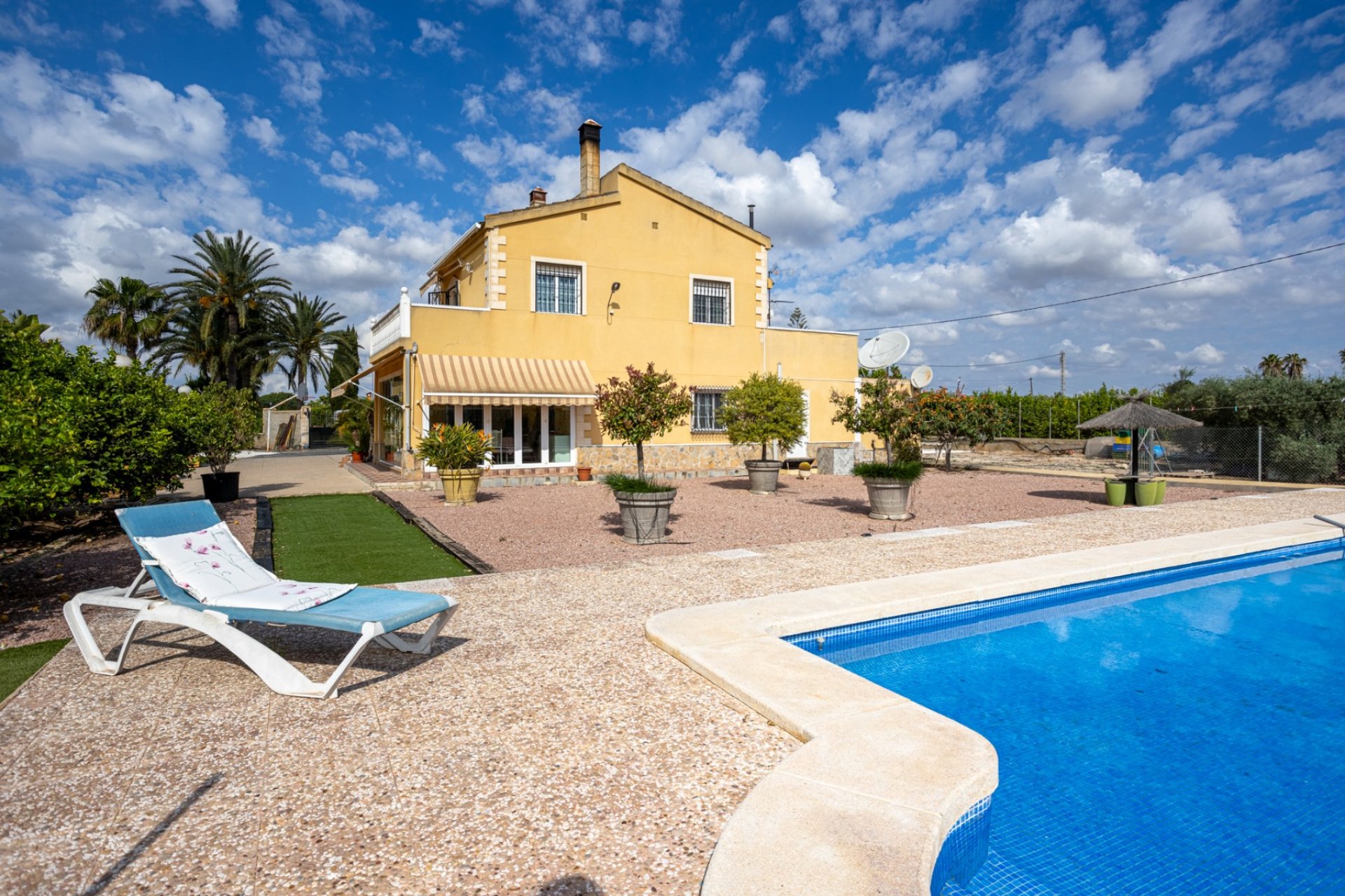 Resale - Villa - Elche - La Hoya