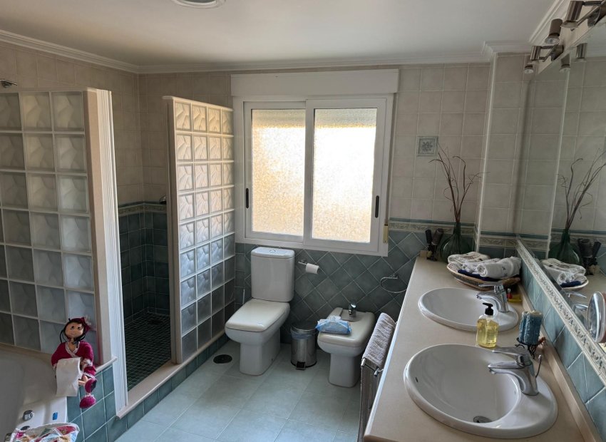 Resale - Villa - Elche - La Marina