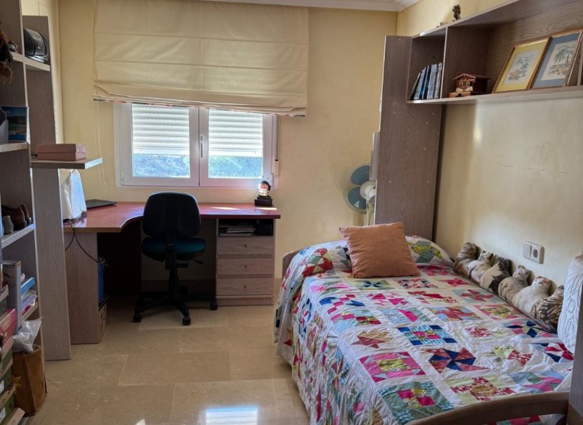 Resale - Villa - Elche - La Marina