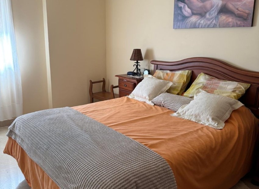 Resale - Villa - Elche - La Marina