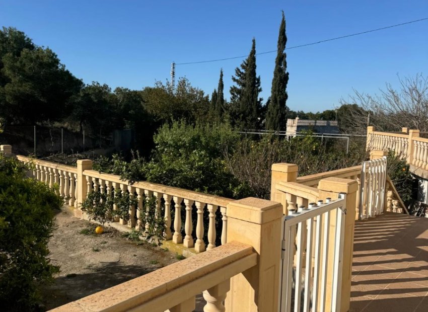 Resale - Villa - Elche - La Marina