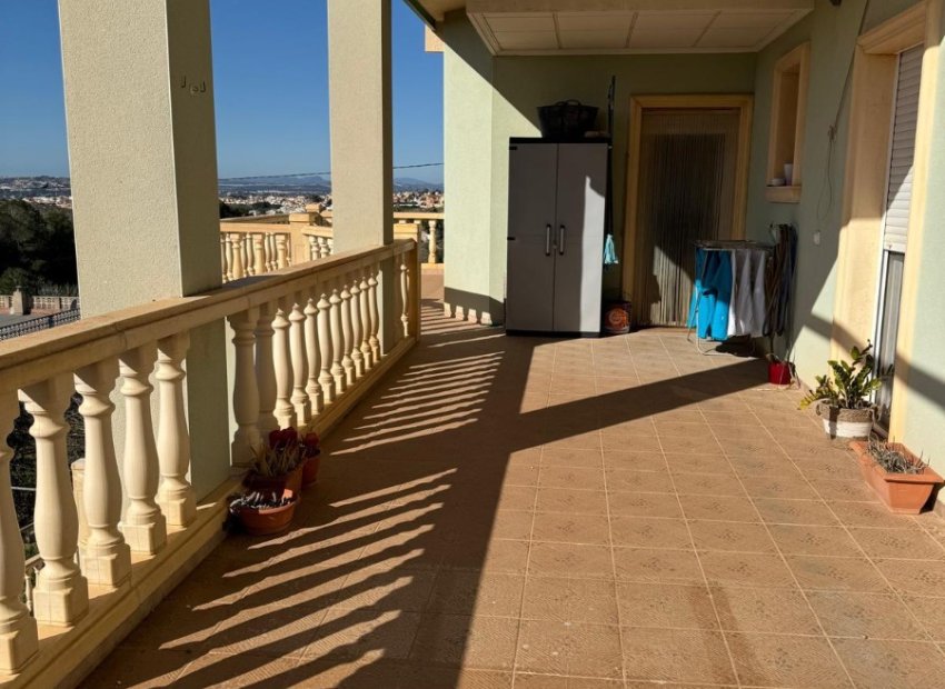 Resale - Villa - Elche - La Marina