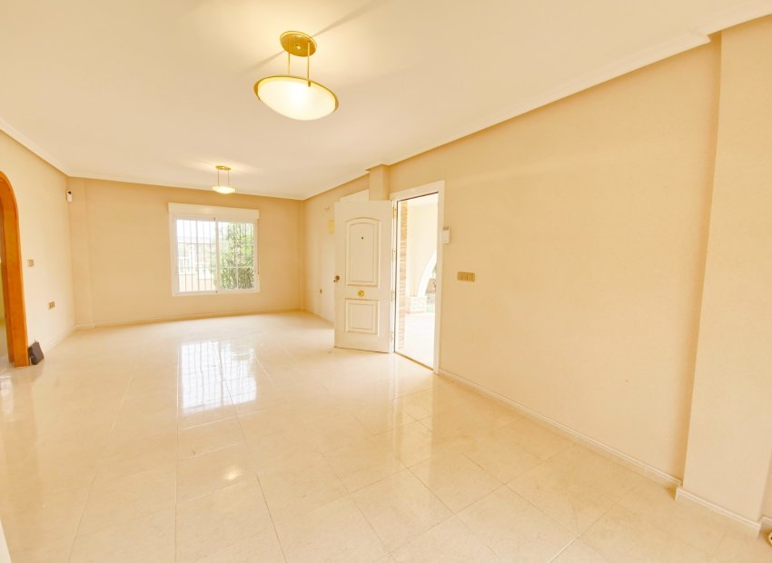 Resale - Villa - Elche - La Marina