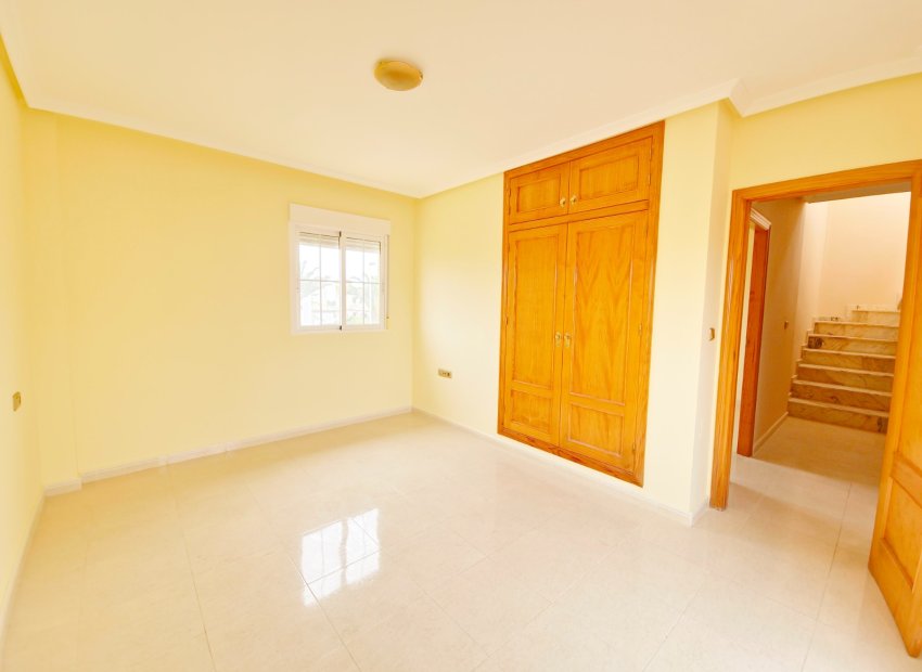 Resale - Villa - Elche - La Marina