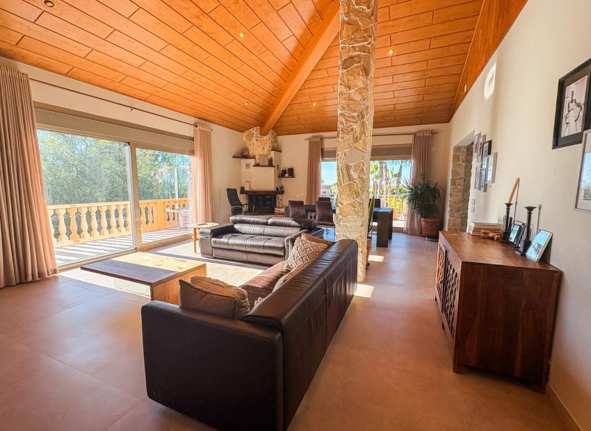 Resale - Villa - Elche - Las Bayas