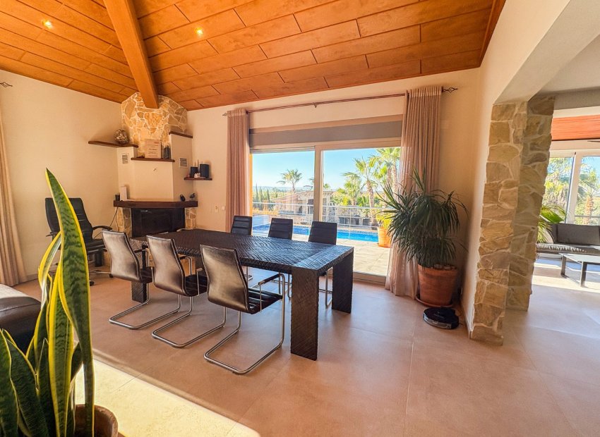 Resale - Villa - Elche - Las Bayas