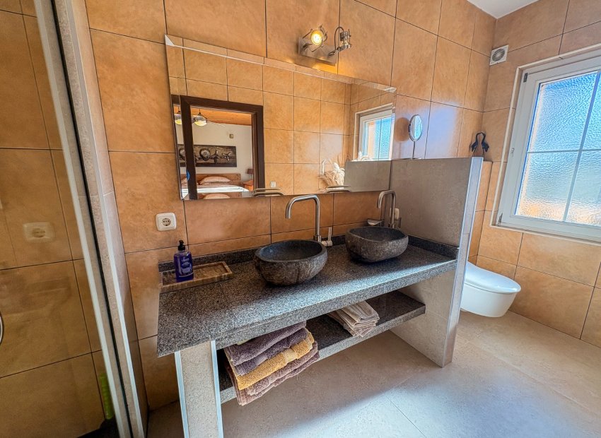 Resale - Villa - Elche - Las Bayas