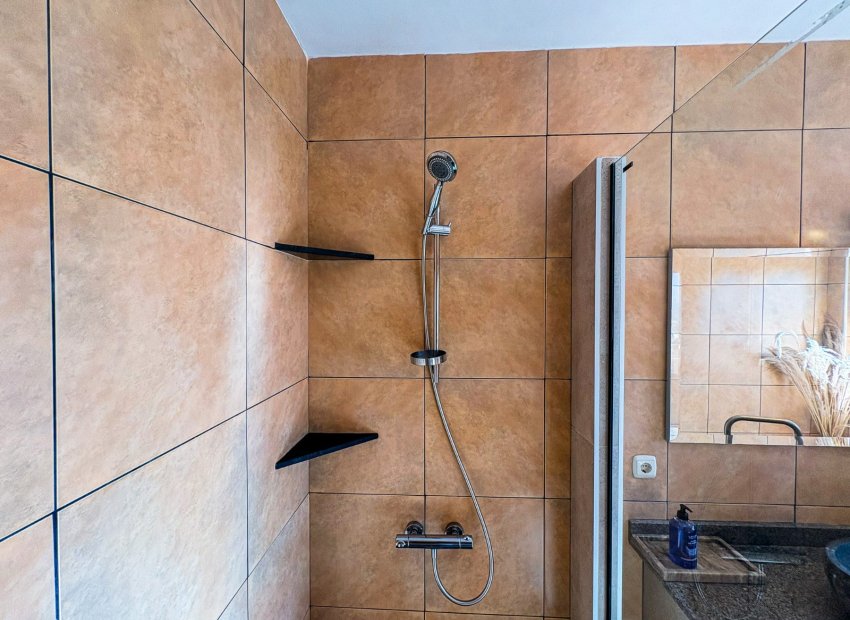 Resale - Villa - Elche - Las Bayas