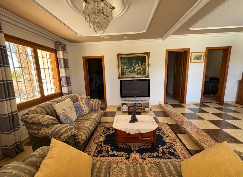 Resale - Villa - Elche - Valverde