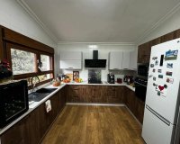 Resale - Villa - Elda