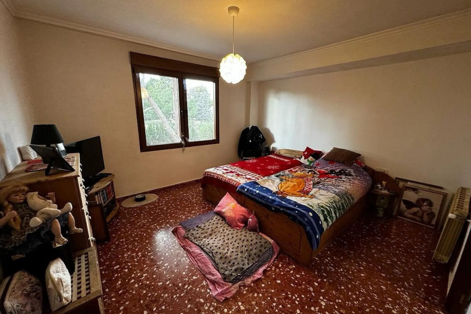 Resale - Villa - Elda