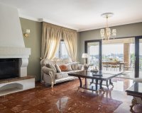 Resale - Villa - Estepoa - El Paraíso