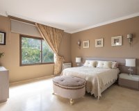 Resale - Villa - Estepoa - El Paraíso