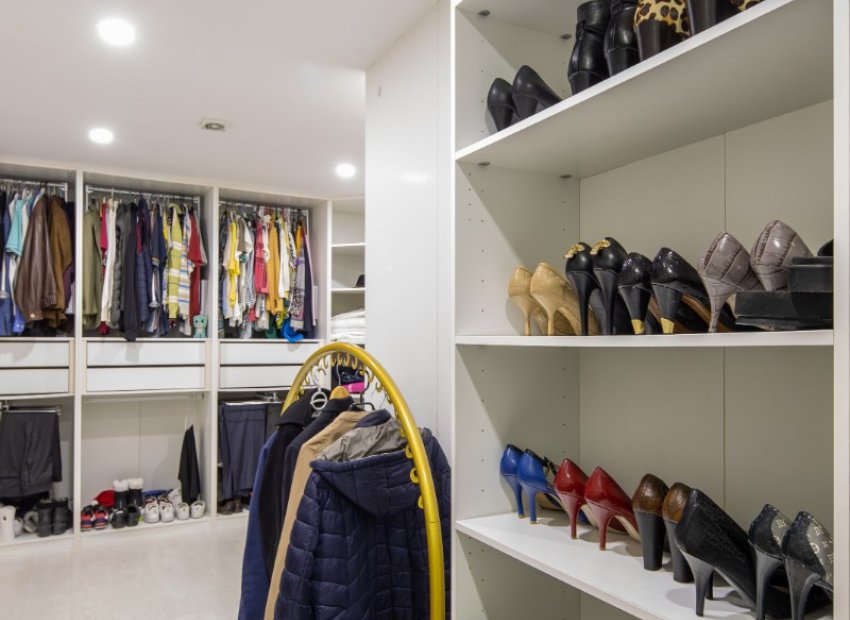 Resale - Villa - Estepoa - El Paraíso