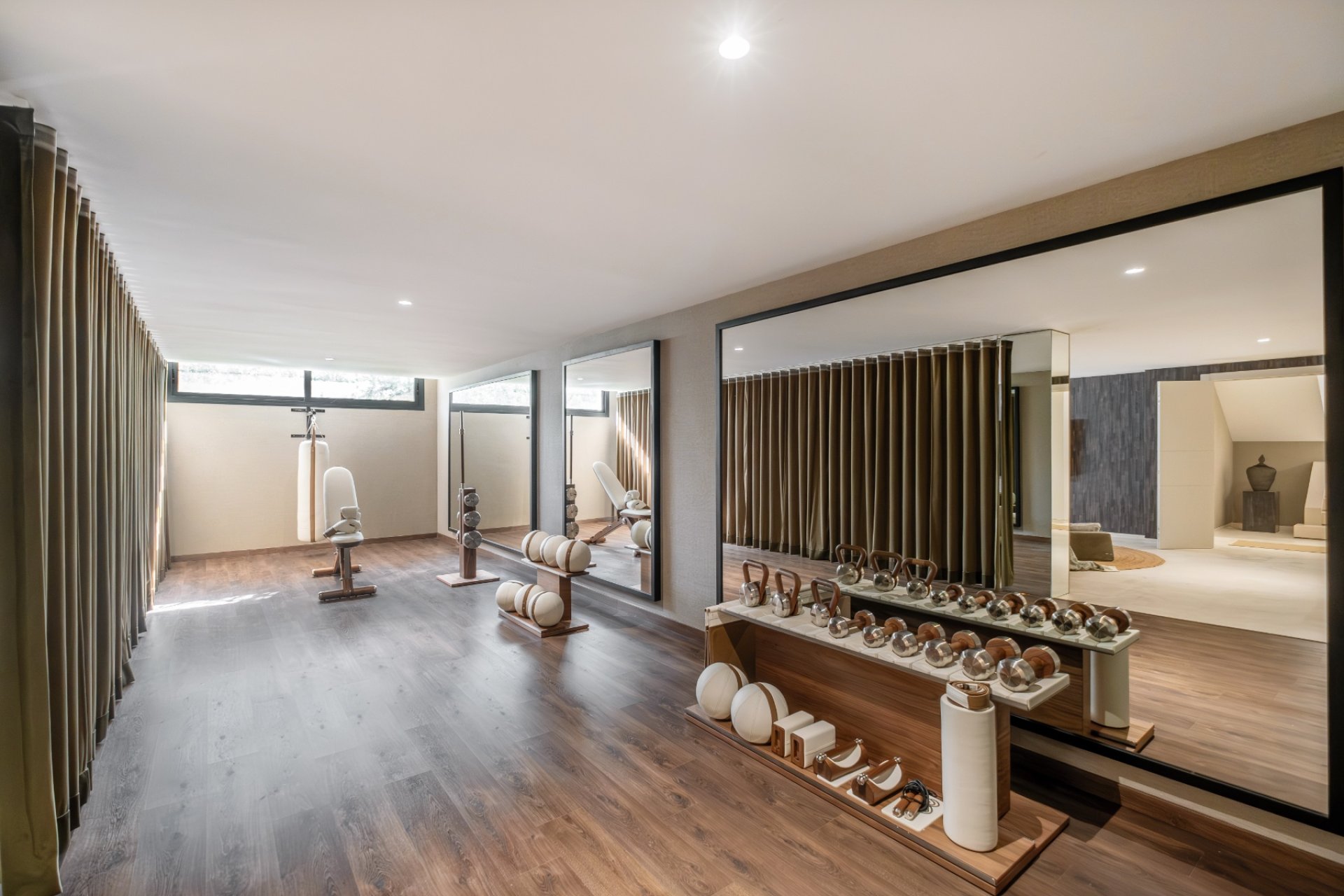 Resale - Villa - Estepoa - El Paraíso