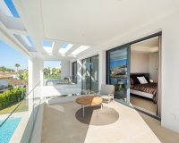 Resale - Villa - Estepoa - El Paraíso