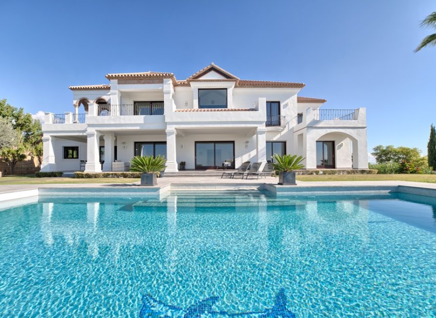 Resale - Villa - Estepoa - Los Flamingos