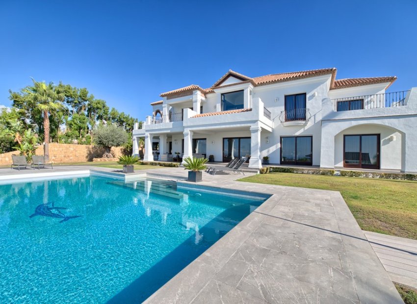 Resale - Villa - Estepoa - Los Flamingos