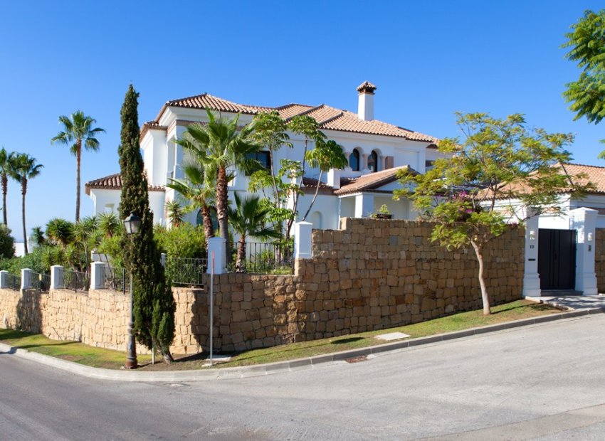 Resale - Villa - Estepoa - Los Flamingos