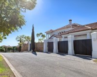 Resale - Villa - Estepoa - Los Flamingos