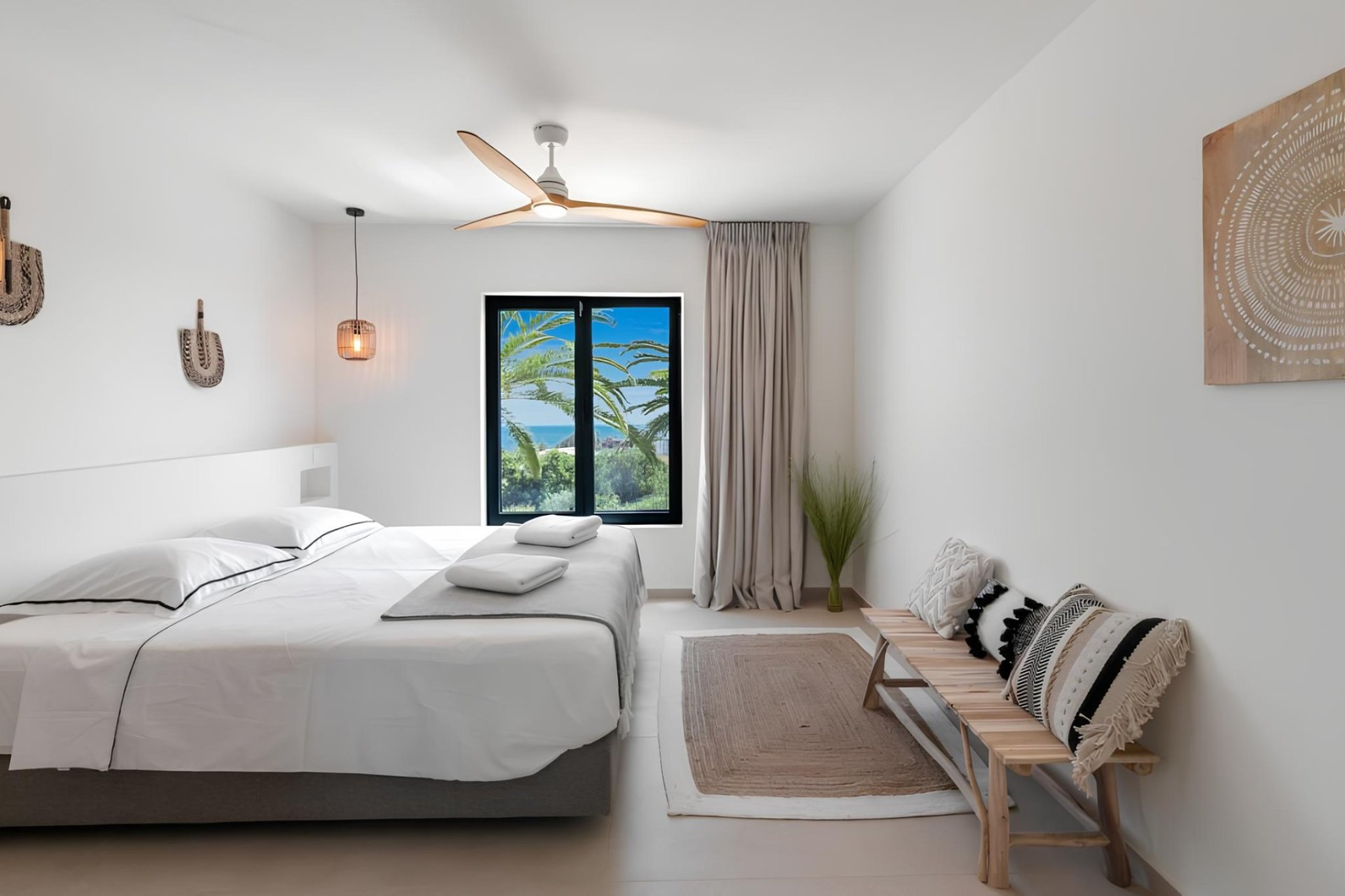 Resale - Villa - Estepoa - New Golden Mile