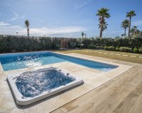 Resale - Villa - Estepoa - New Golden Mile