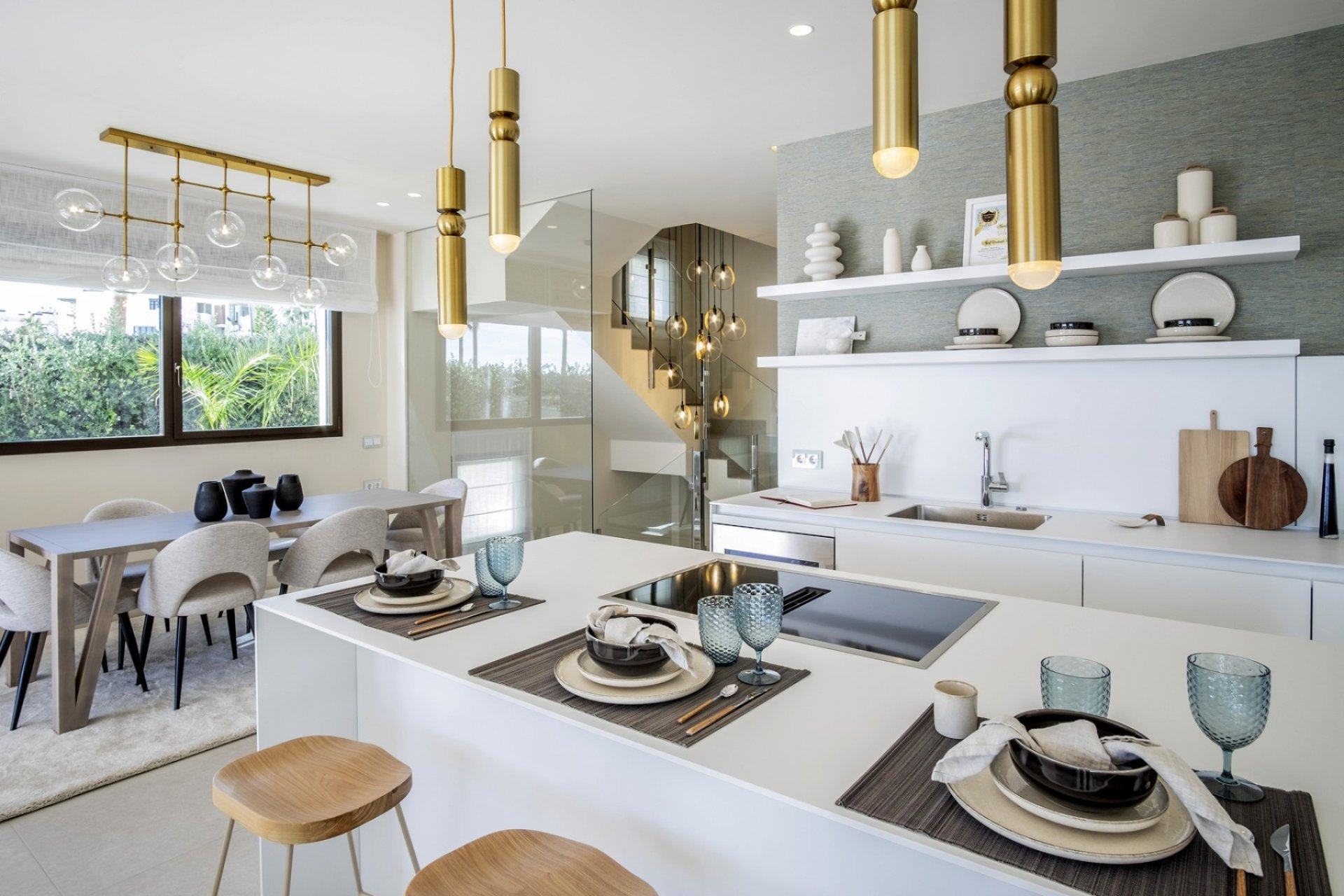 Resale - Villa - Estepoa - New Golden Mile