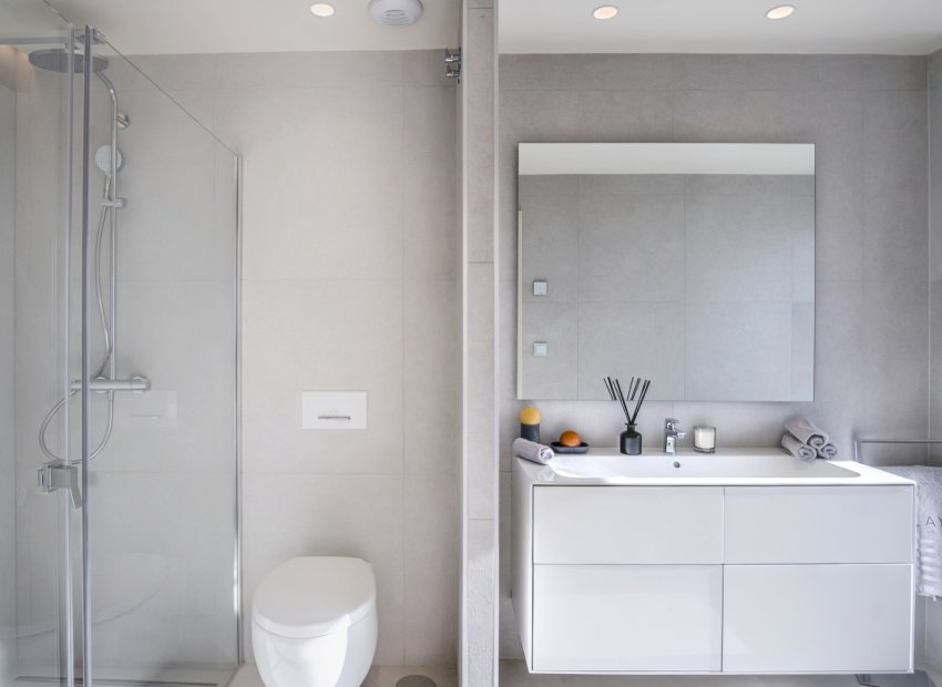 Resale - Villa - Estepoa - New Golden Mile