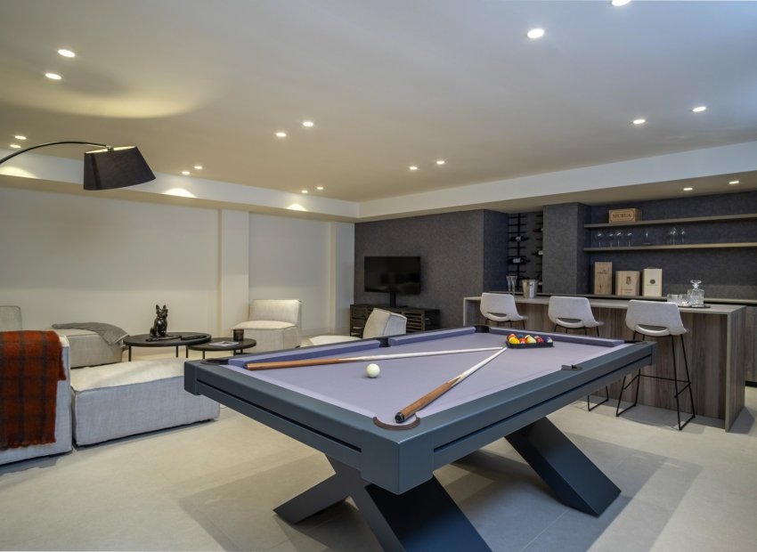 Resale - Villa - Estepoa - New Golden Mile