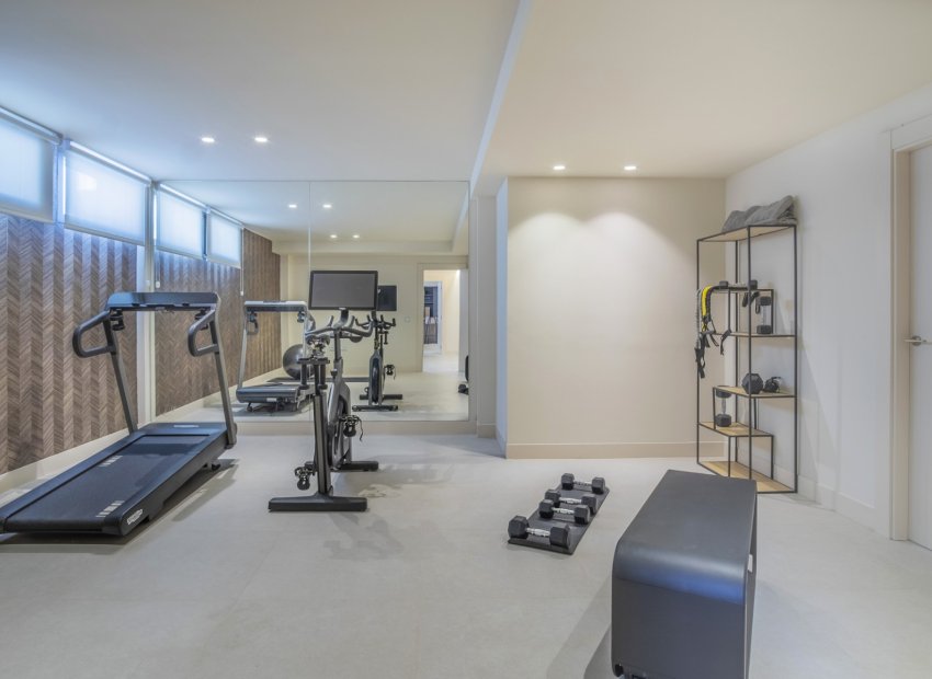 Resale - Villa - Estepoa - New Golden Mile