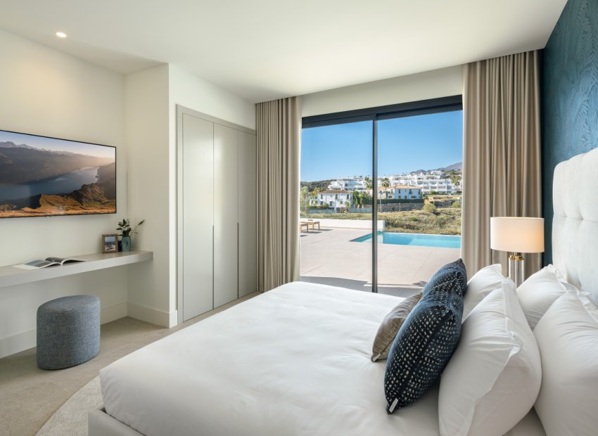 Resale - Villa - Estepoa - Selwo