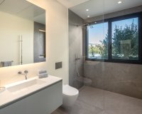 Resale - Villa - Estepoa - Selwo