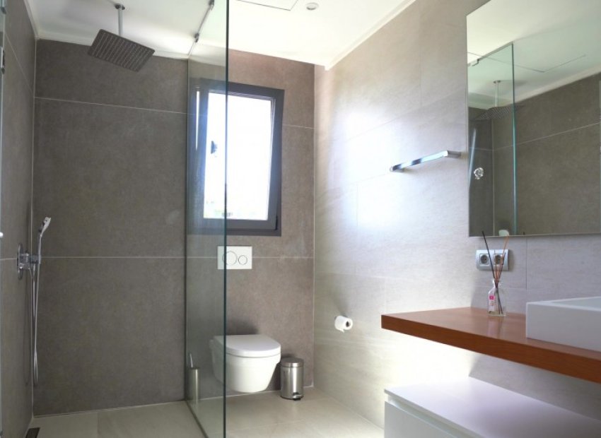 Resale - Villa - Finestrat - Golf Bahía