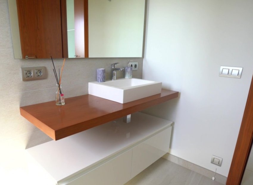 Resale - Villa - Finestrat - Golf Bahía