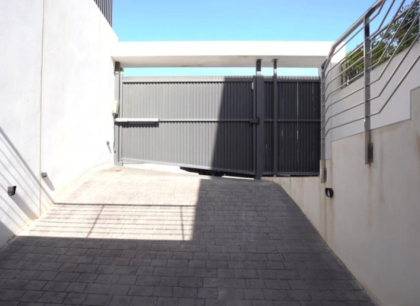 Resale - Villa - Finestrat - Golf Bahía