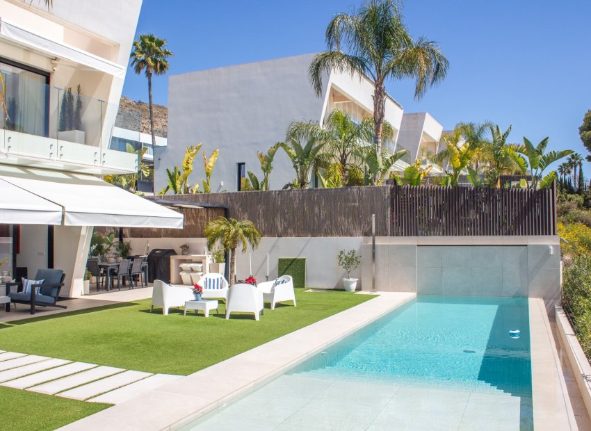 Resale - Villa - Finestrat - Sierra Cortina