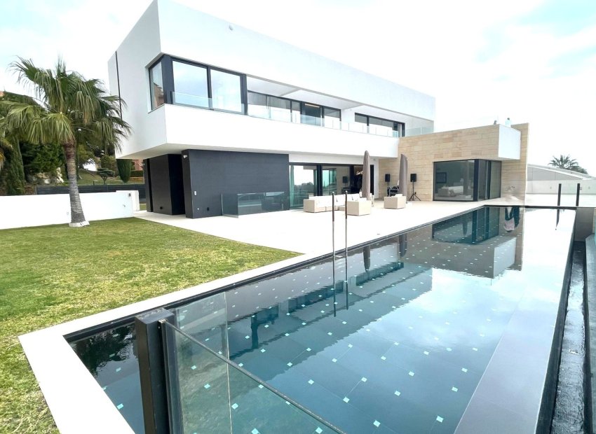 Resale - Villa - Finestrat