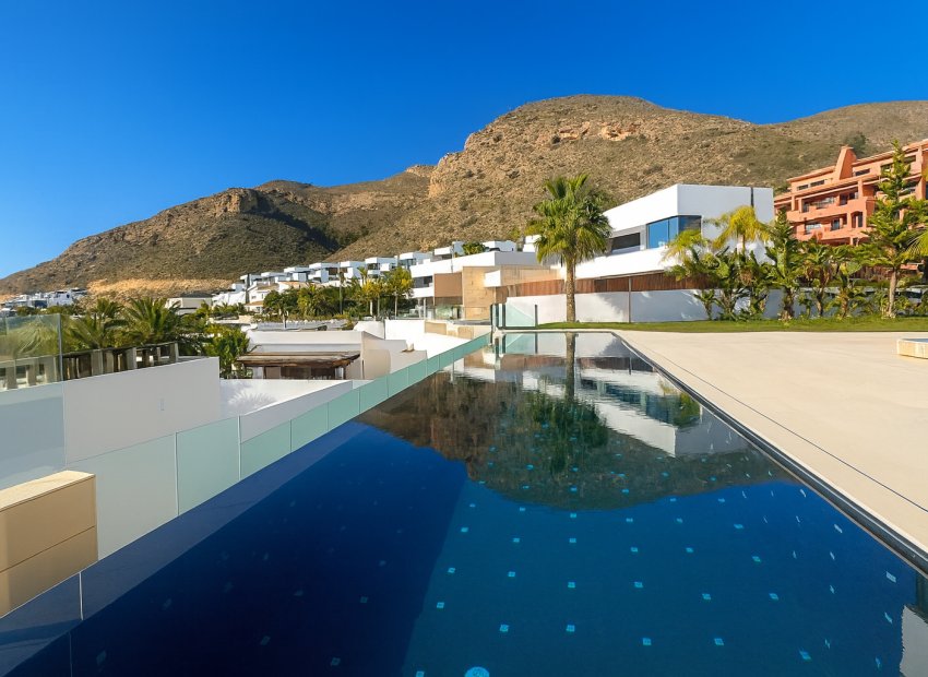 Resale - Villa - Finestrat