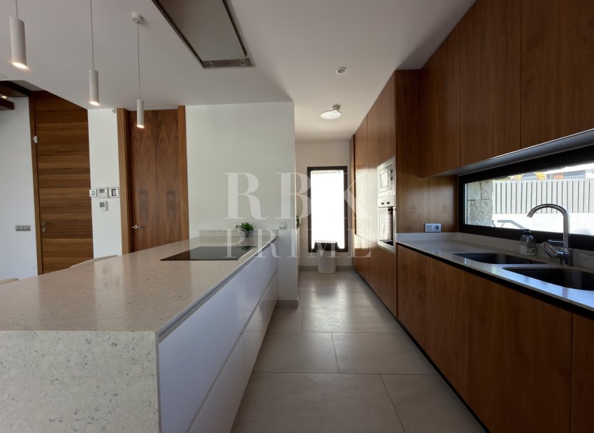 Resale - Villa - Finestrat