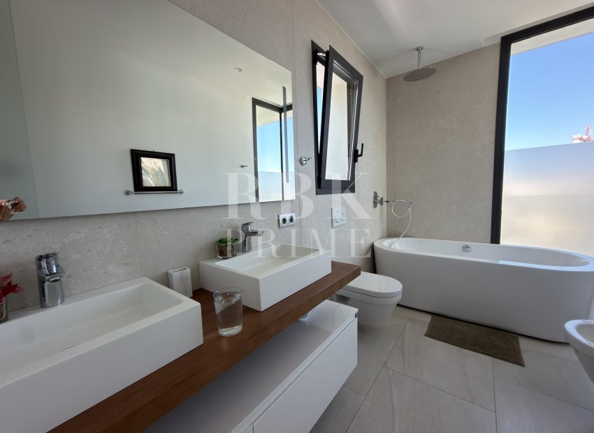 Resale - Villa - Finestrat