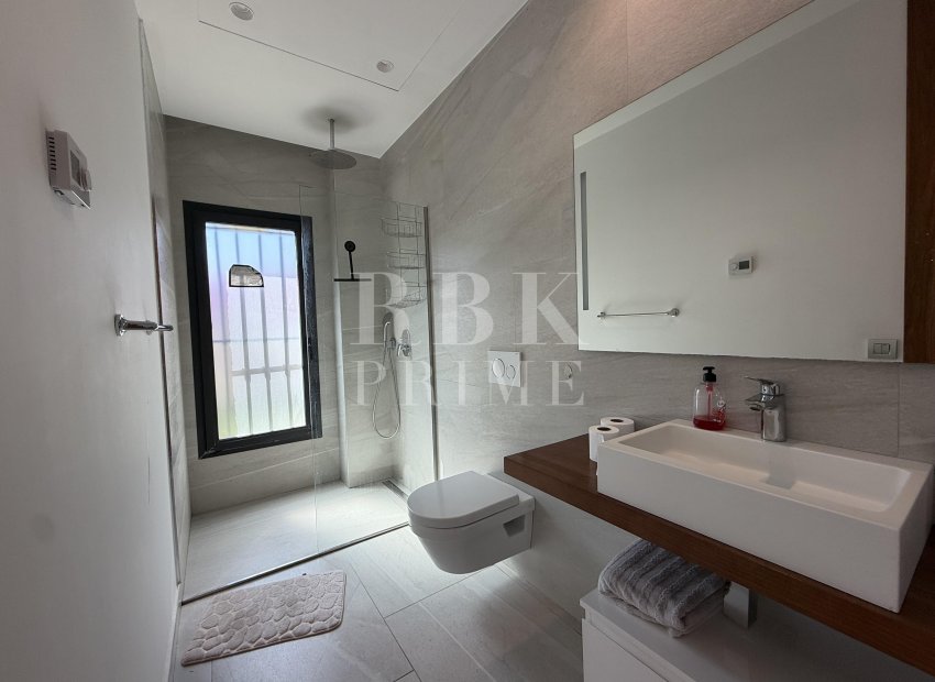 Resale - Villa - Finestrat