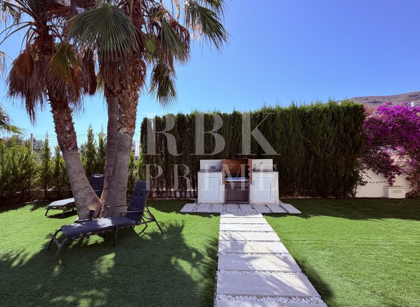 Resale - Villa - Finestrat