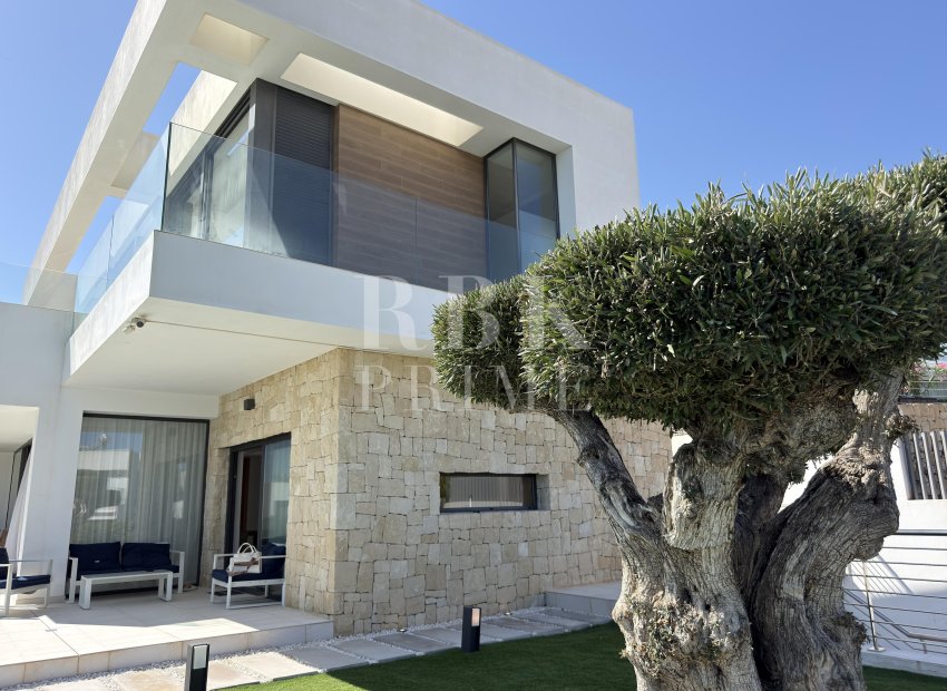 Resale - Villa - Finestrat