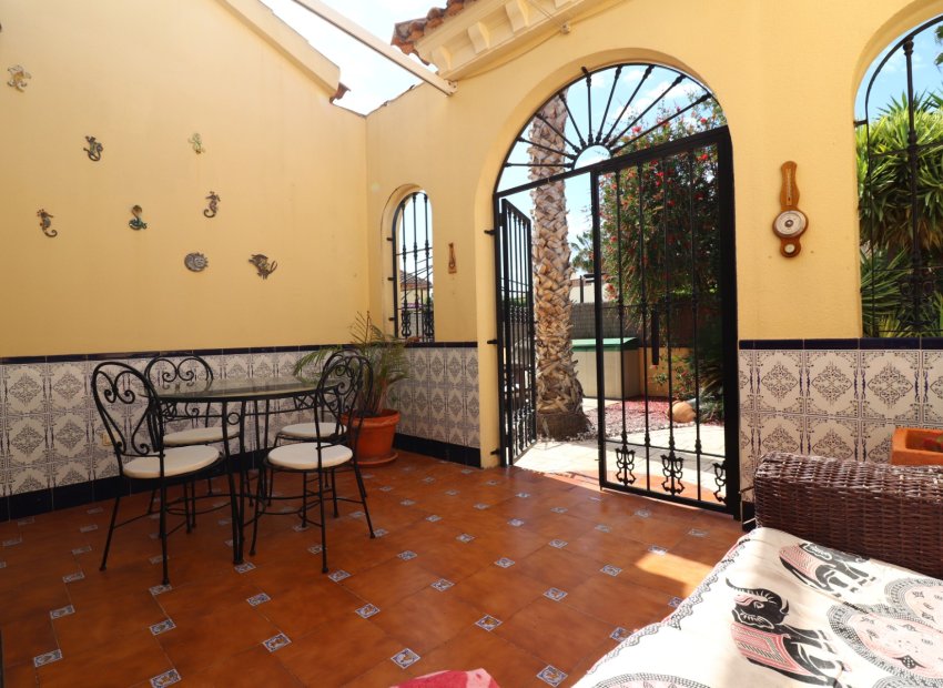 Resale - Villa - Formentera del Segura - Fincas de La Vega